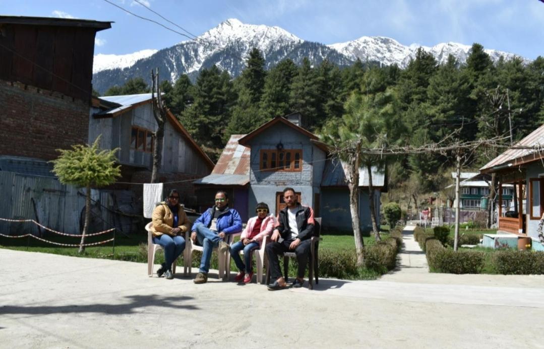 New Relax Inn, Pahalgam, 2 Km From Lidder Valley Bagian luar foto