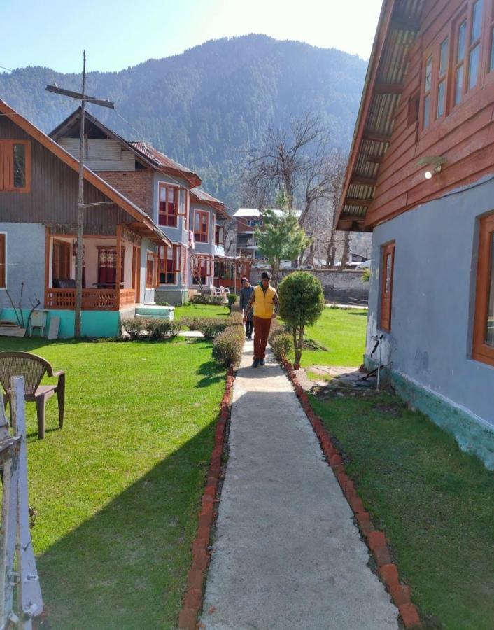 New Relax Inn, Pahalgam, 2 Km From Lidder Valley Bagian luar foto