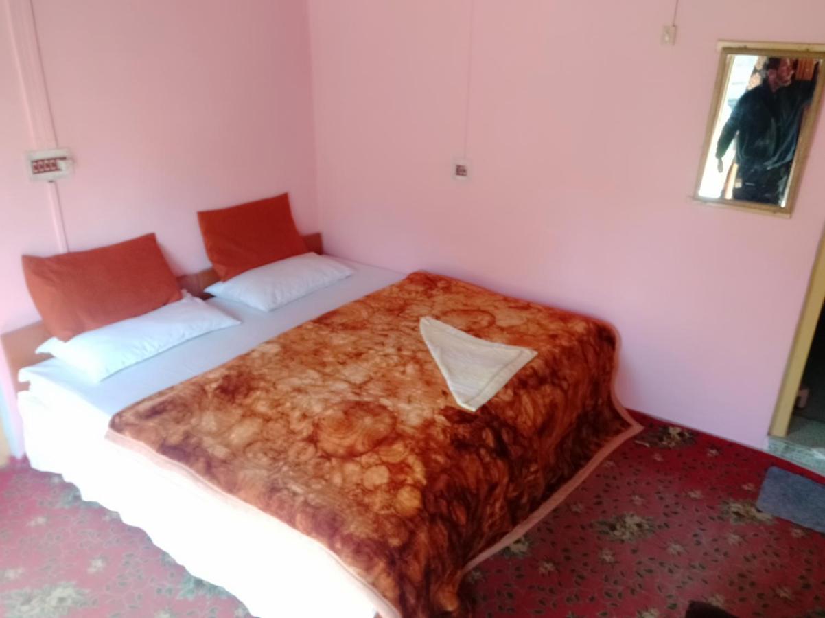 New Relax Inn, Pahalgam, 2 Km From Lidder Valley Bagian luar foto
