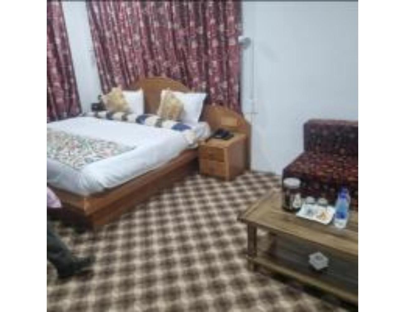 New Relax Inn, Pahalgam, 2 Km From Lidder Valley Bagian luar foto